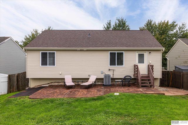 14528 Grebe Street, Bennington, NE 68007