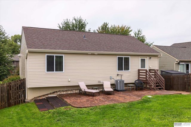 14528 Grebe Street, Bennington, NE 68007