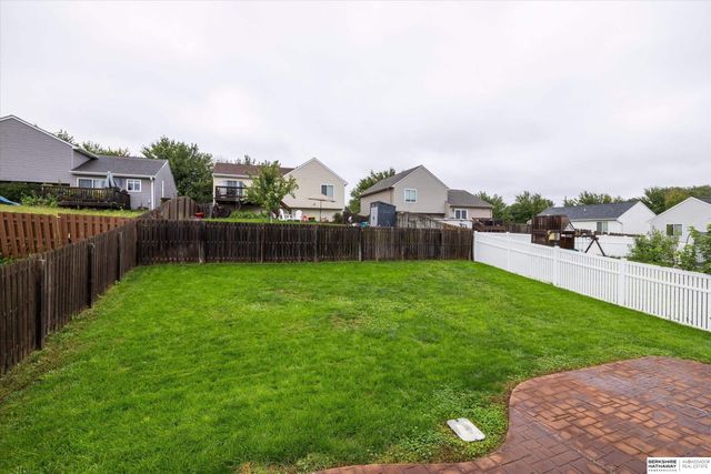14528 Grebe Street, Bennington, NE 68007