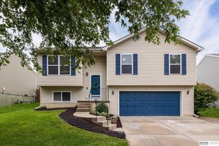 14528 Grebe Street, Bennington, NE 68007