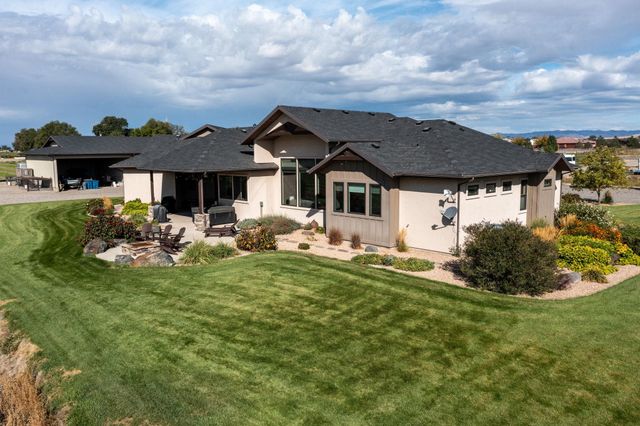 1629 Campfire Court, Loma, CO 81524