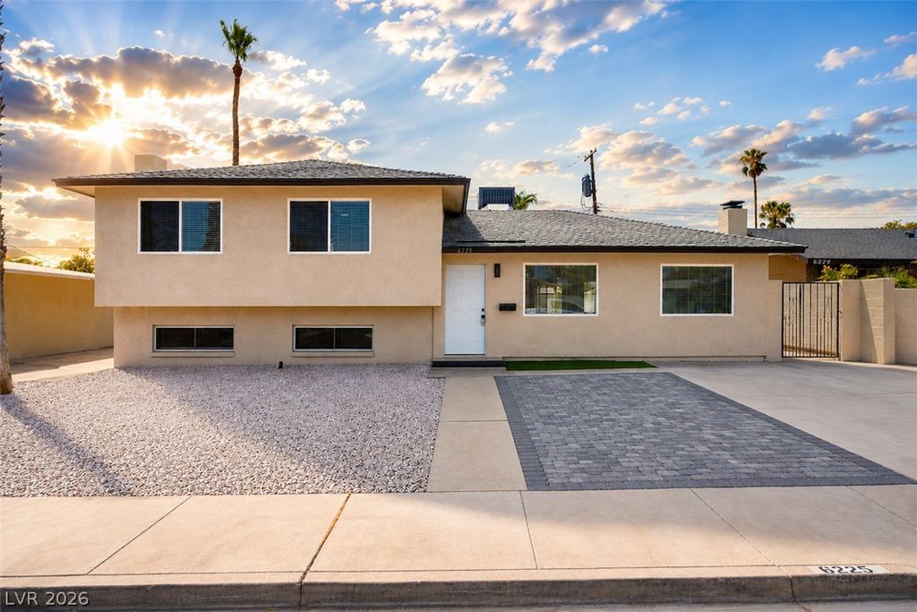 6225 Arlington Avenue, Las Vegas, NV 89107 — exterior