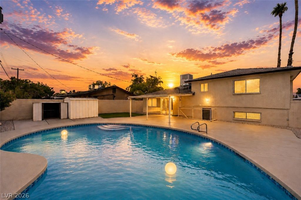 6225 Arlington Avenue, Las Vegas, NV 89107 — photo 3