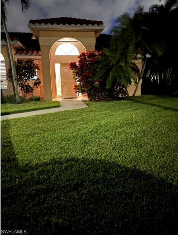 1025 Moon Lake DR, NAPLES, FL 34104 — photo 2