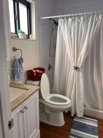 10532 NW 30th Ave, Miami, FL 33147