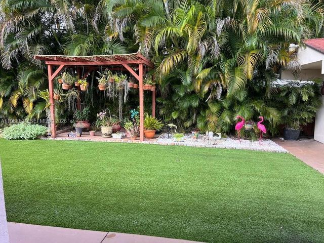 10532 NW 30th Ave, Miami, FL 33147