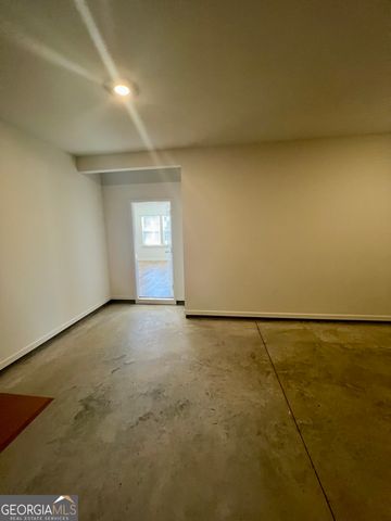 128 Rolling Meadow Way, Kathleen, GA 31047