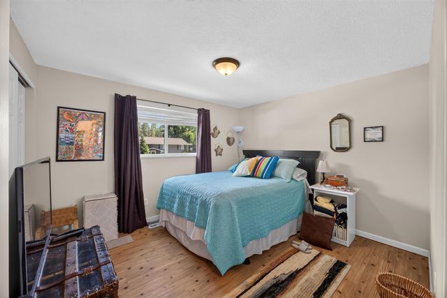 11705 N Bedivere Dr, Spokane, WA 99218