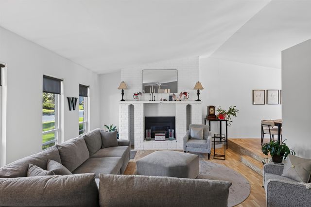 11705 N Bedivere Dr, Spokane, WA 99218