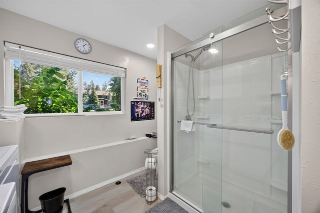 11705 N Bedivere Dr, Spokane, WA 99218