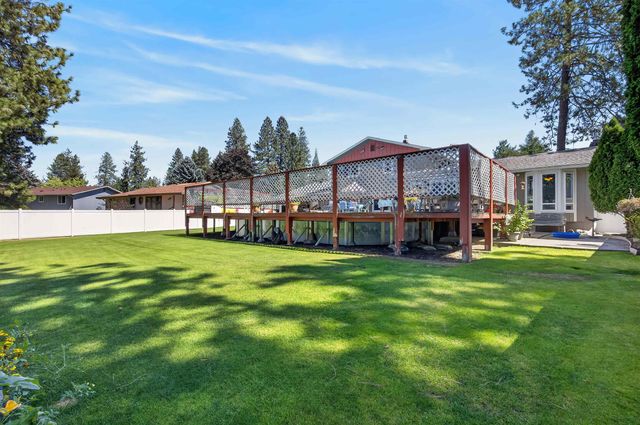 11705 N Bedivere Dr, Spokane, WA 99218