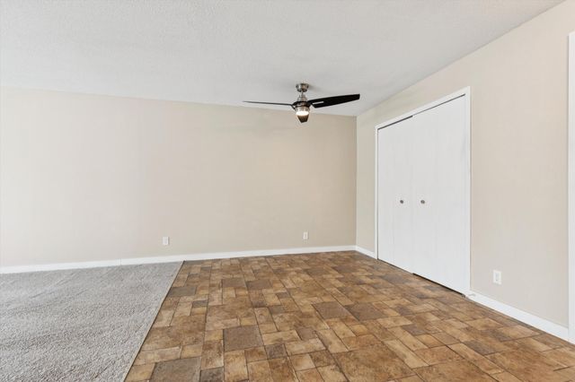 130 Demont Avenue E 142, Little Canada, MN 55117