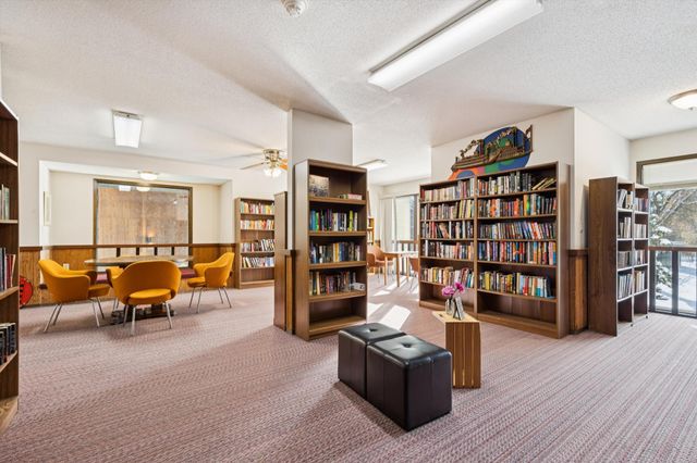 130 Demont Avenue E 142, Little Canada, MN 55117