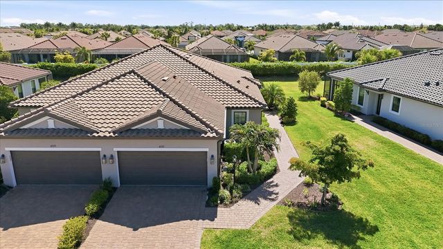 4733 TORTONA COURT, Bradenton, FL 34211