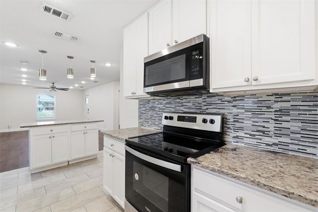 2618 Brandon Street, Dallas, TX 75211