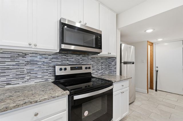 2618 Brandon Street, Dallas, TX 75211