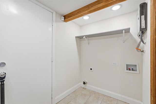 2618 Brandon Street, Dallas, TX 75211