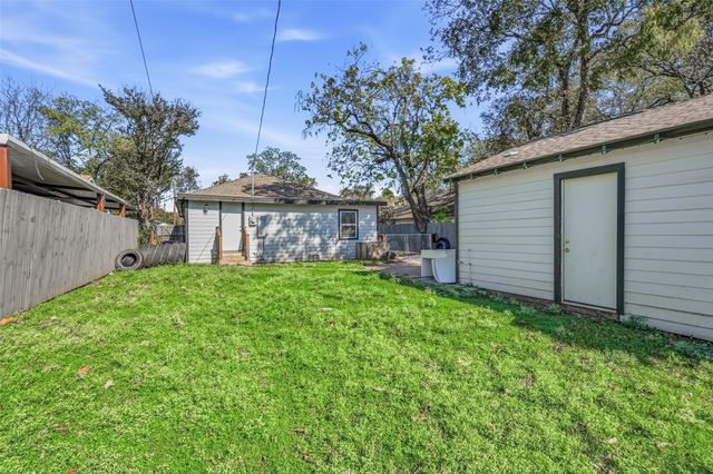 2618 Brandon Street, Dallas, TX 75211