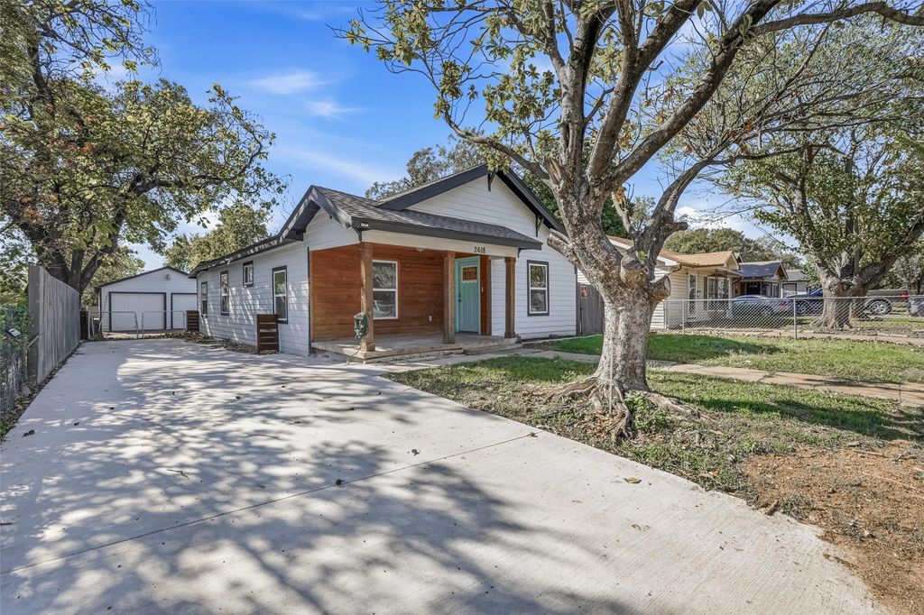 2618 Brandon Street, Dallas, TX 75211