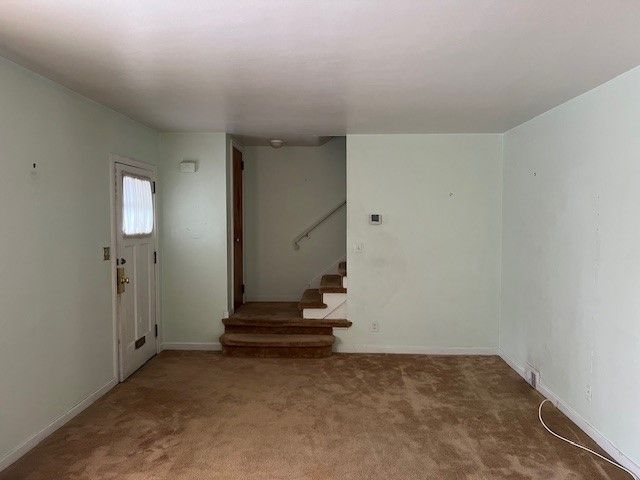 6 Aberystwyth Pl, Binghamton, NY 13905