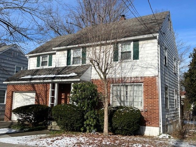6 Aberystwyth Pl, Binghamton, NY 13905