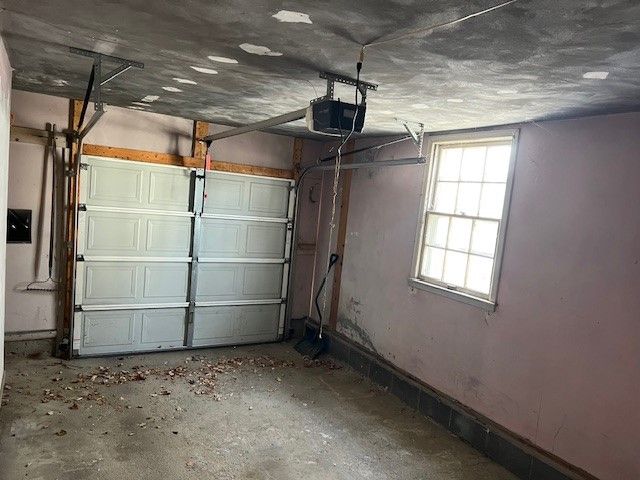 6 Aberystwyth Pl, Binghamton, NY 13905