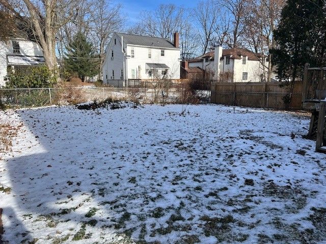 6 Aberystwyth Pl, Binghamton, NY 13905