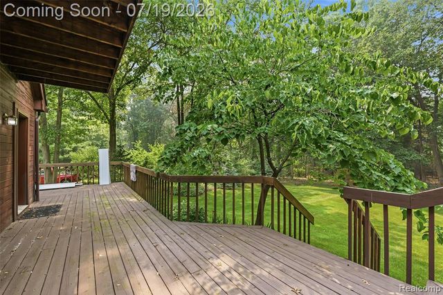 4422 Argenta Drive, Brighton, MI 48116