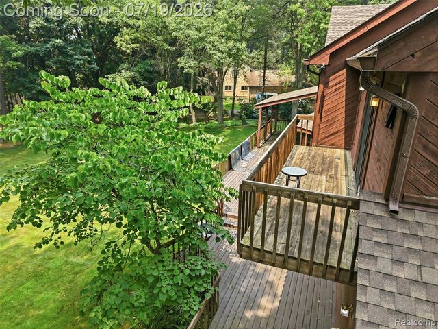 4422 Argenta Drive, Brighton, MI 48116