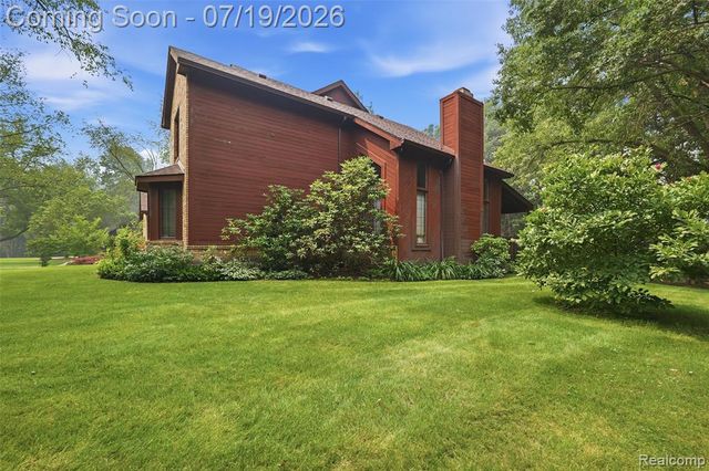 4422 Argenta Drive, Brighton, MI 48116