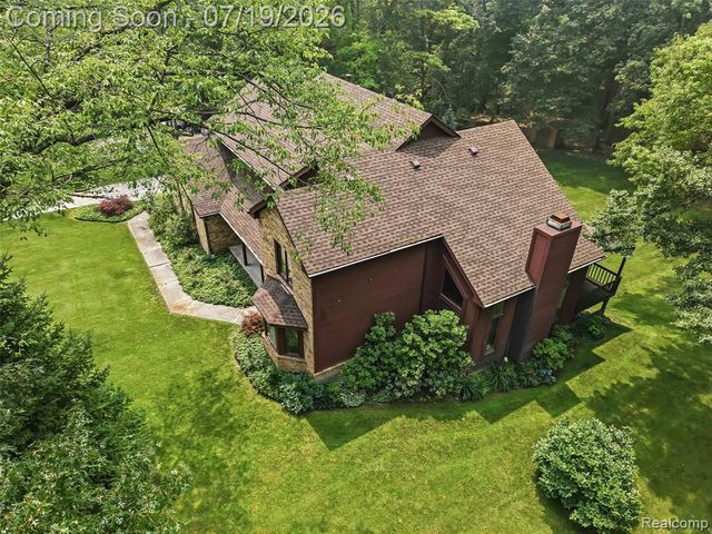 4422 Argenta Drive, Brighton, MI 48116