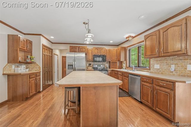 4422 Argenta Drive, Brighton, MI 48116