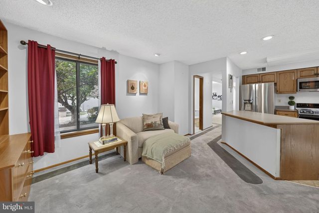 461 SAYRE DR, Princeton, NJ 08540