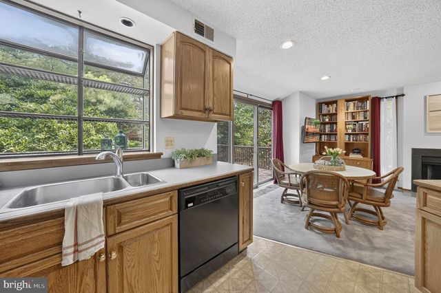 461 SAYRE DR, Princeton, NJ 08540