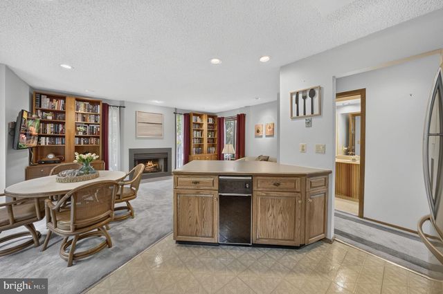 461 SAYRE DR, Princeton, NJ 08540