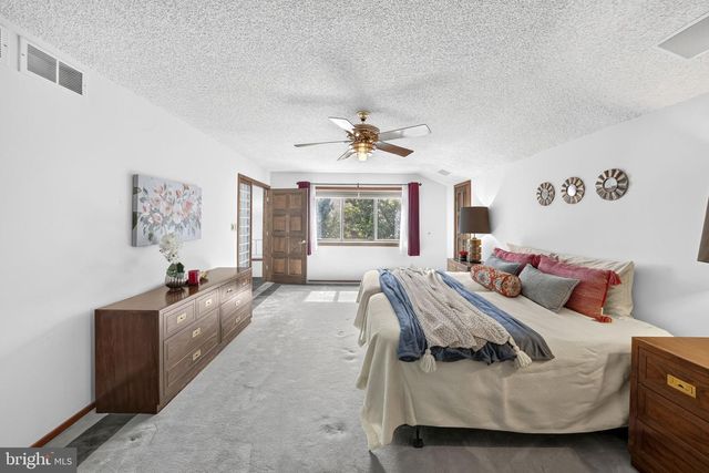 461 SAYRE DR, Princeton, NJ 08540