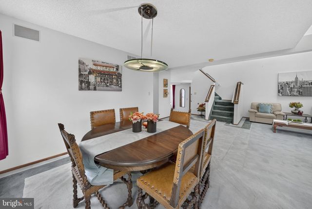 461 SAYRE DR, Princeton, NJ 08540