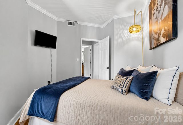 300 W 5th Street 546, Charlotte, NC 28202