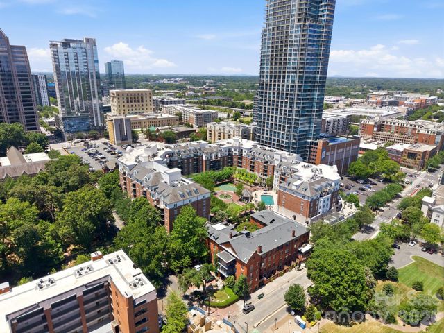 300 W 5th Street 546, Charlotte, NC 28202