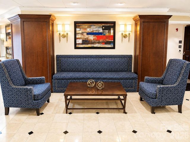 300 W 5th Street 546, Charlotte, NC 28202