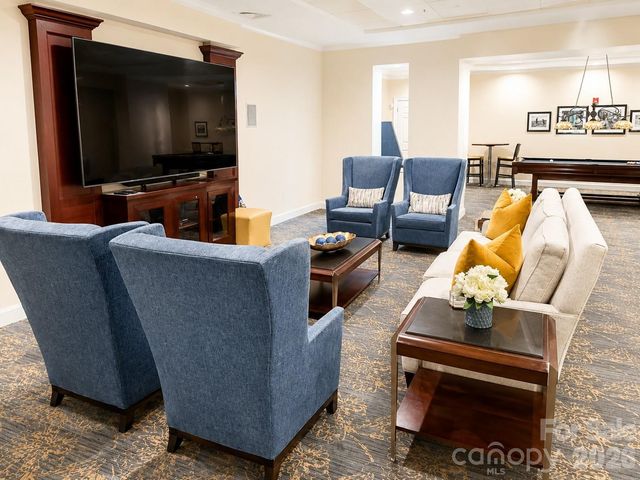 300 W 5th Street 546, Charlotte, NC 28202