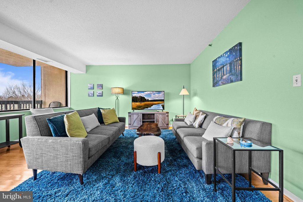 Image 1 of property listing at 3713 S GEORGE MASON DR #405W, Falls Church, VA 22041