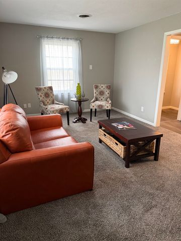 326 N Sheridan St, Wichita, KS 67203