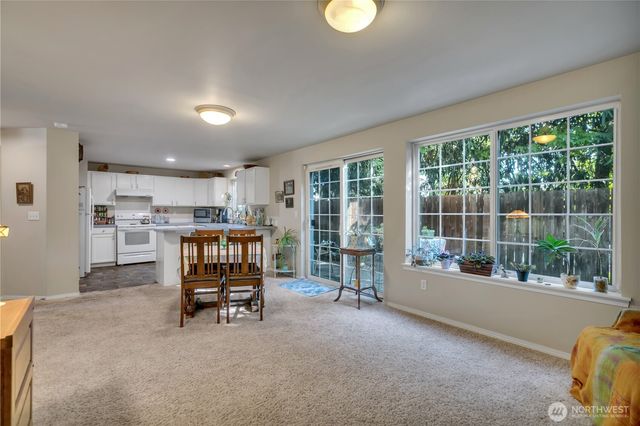 10531 SE 250th Place #H101, Kent, WA 98030