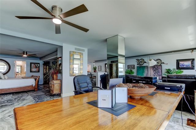 5200 BRITTANY DRIVE S 204, St Petersburg, FL 33715