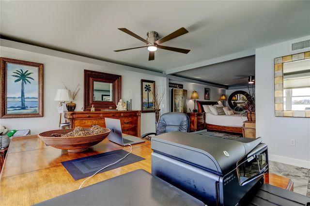5200 BRITTANY DRIVE S 204, St Petersburg, FL 33715