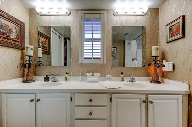 5200 BRITTANY DRIVE S 204, St Petersburg, FL 33715