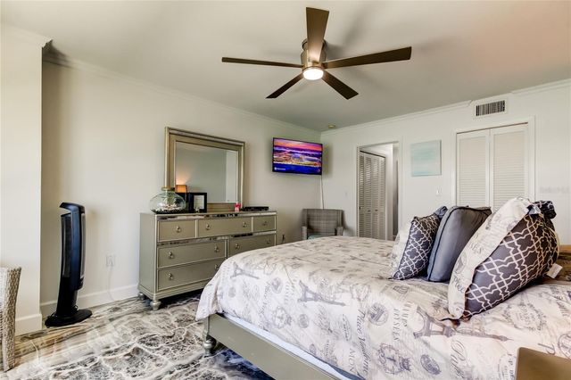 5200 BRITTANY DRIVE S 204, St Petersburg, FL 33715