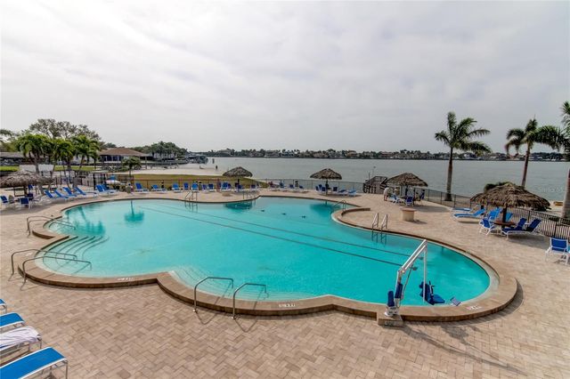 5200 BRITTANY DRIVE S 204, St Petersburg, FL 33715