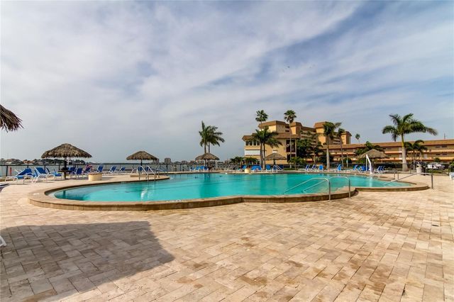 5200 BRITTANY DRIVE S 204, St Petersburg, FL 33715